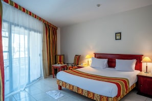 Superior King Garden View | Premium bedding, in-room safe, blackout drapes, WiFi - Blend Club Aqua Resort (Hurghada)