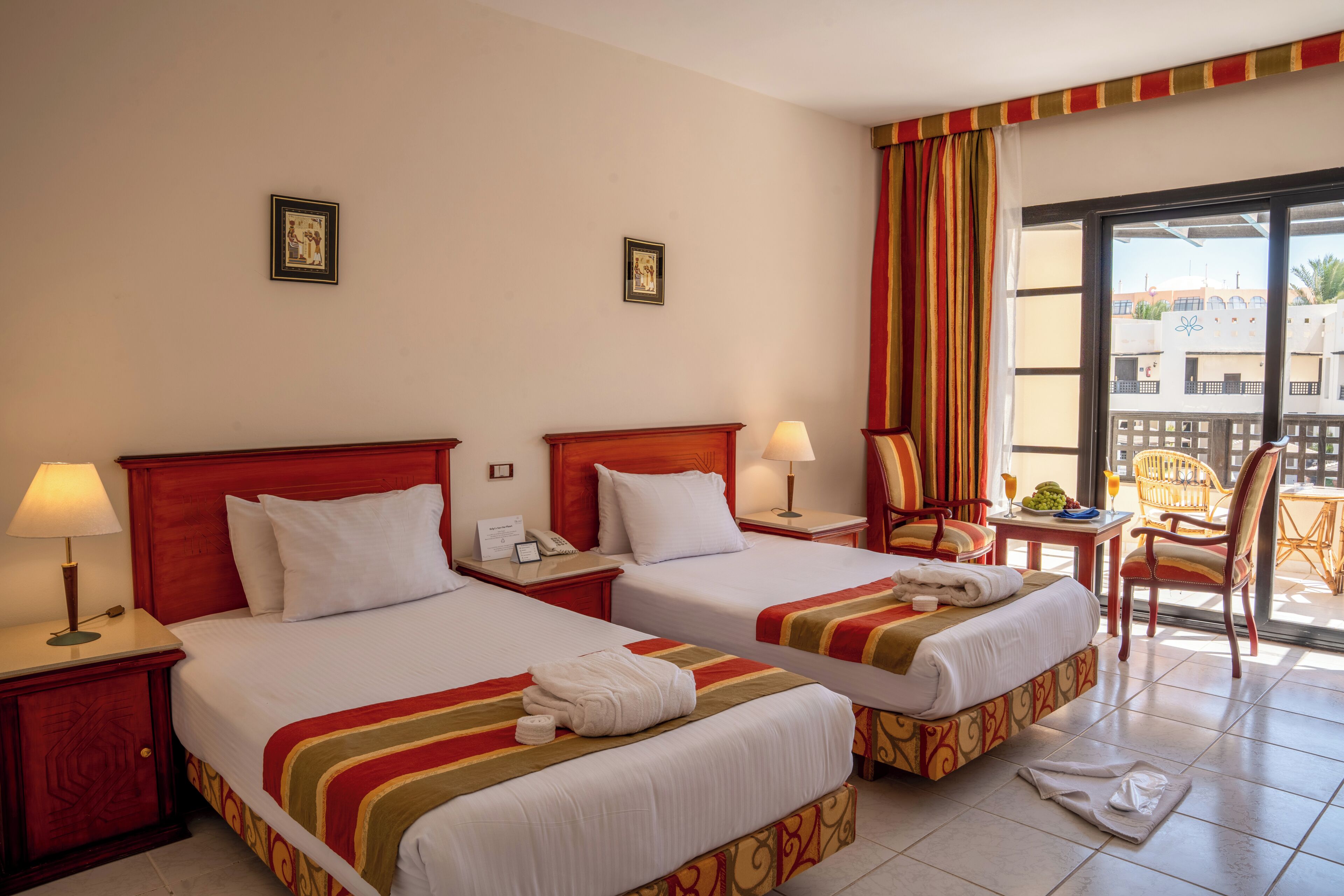 Rom | Sengetøy av topp kvalitet, safe på rommet, blendingsgardiner og wi-fi