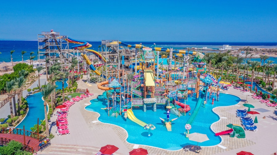 Blend Club Aqua Resort