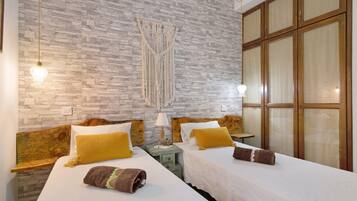 3 chambres, fer et planche Ă repasser, Wi-Fi gratuit, draps fournis