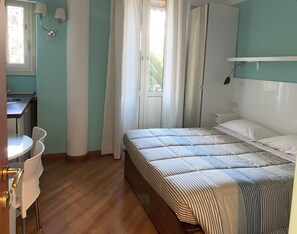 1 chambre, accès au Wi-Fi (inclus), literie fournie