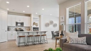 Townhouse, 5 kamar tidur | Area keluarga