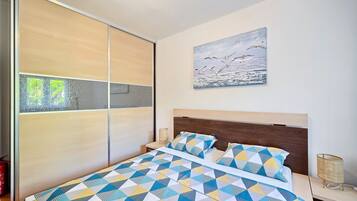 2 dormitorios, Internet, ropa de cama