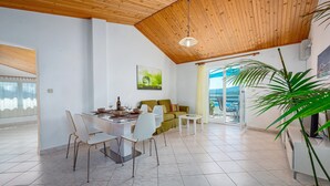 Unclassified image, 2 of 26, button - Apartments Lucijana, (16610), Rabac, hr (Rabac)