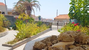 Property grounds - Apartments Jaka, (16622), Sumartin, hr (Sumartin)