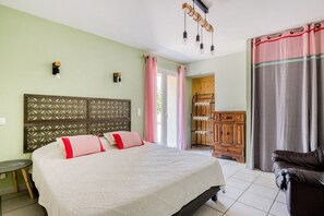 4 bedrooms, free WiFi