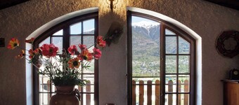 Holiday Home 'In Valtellina Da Valter E Lella' with Mountain View, Wi-Fi & Air Conditioning