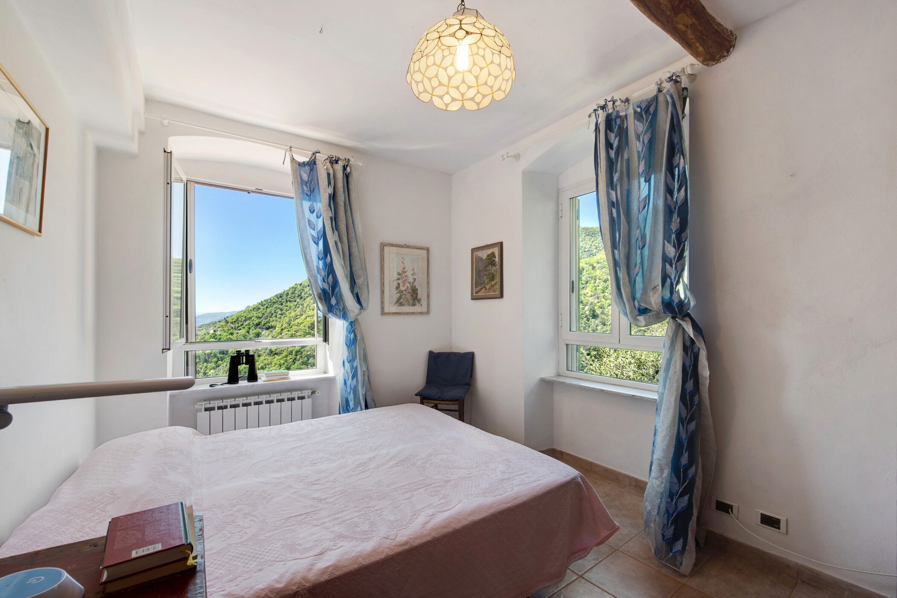 2 camere, ferro/asse da stiro, Wi-Fi gratuito, lenzuola