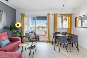 TV - CasaDeLuxe Riquelme Golf & Holiday – Apartment at Hacienda Riquelme Golf Resort (sucina)