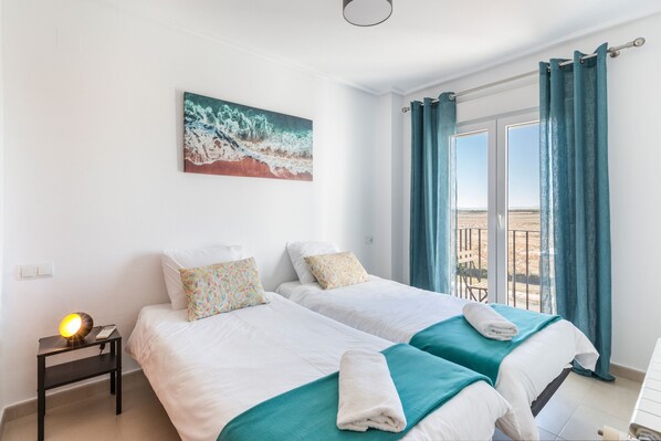 2 chambres, Wi-Fi gratuit, draps fournis