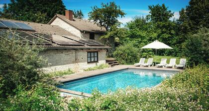 ARCHAEOPTERYX House - unique in the nature park
