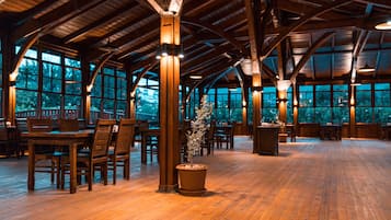 Junior Suite | Restaurant