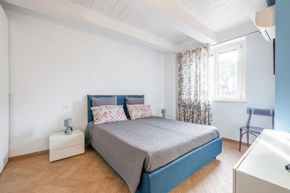 2 chambres, fer et planche Ă repasser, Wi-Fi, draps fournis