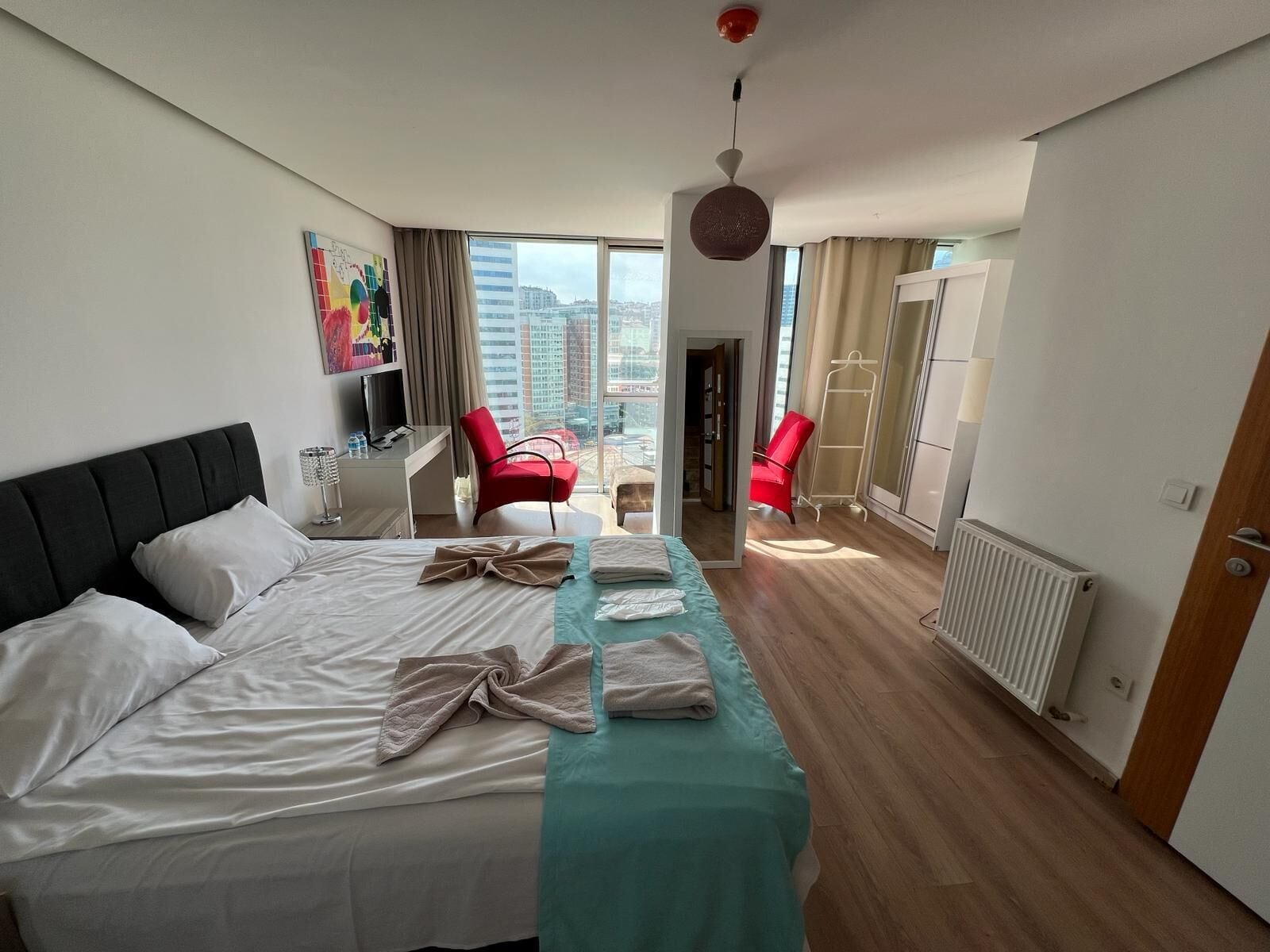 Superior Double Room, 1 Bedroom, City View | Desk, laptop workspace, free WiFi, bed sheets