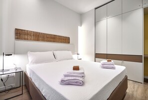 1 soverom, strykejern/-brett, wi-fi (inkludert) og sengetøy