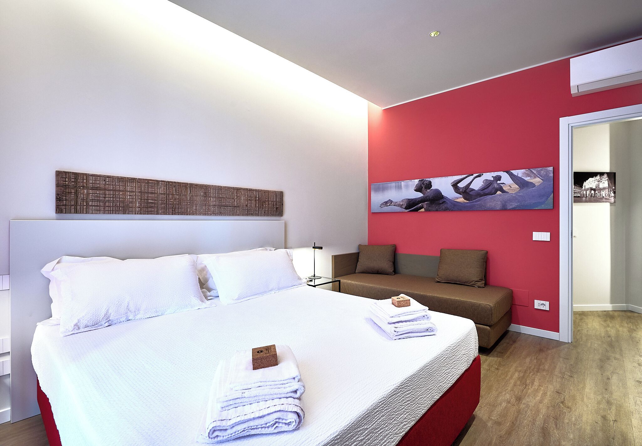 1 slaapkamer, een strijkplank/strijkijzer, gratis wifi, beddengoed