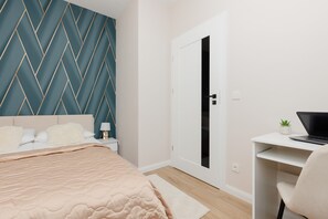 1 bedroom, iron/ironing board, WiFi, bed sheets