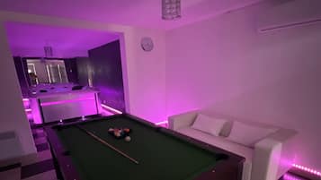Spielezimmer