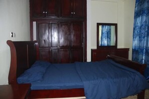 2 bedrooms