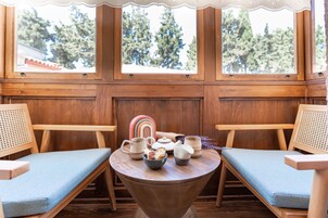 Suite | Individually decorated, free WiFi, bed sheets