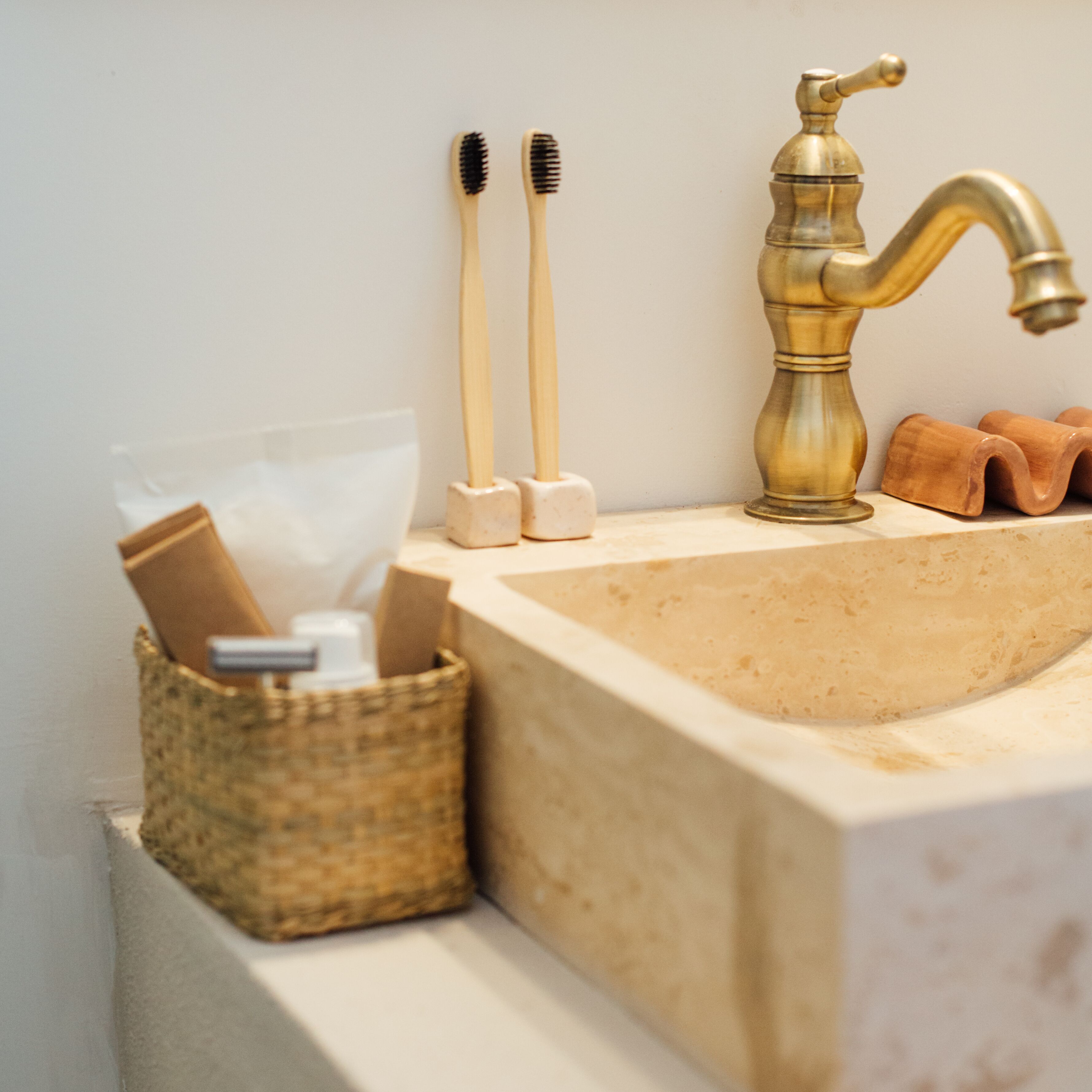 suite | individually decorated, free wifi, bed sheets