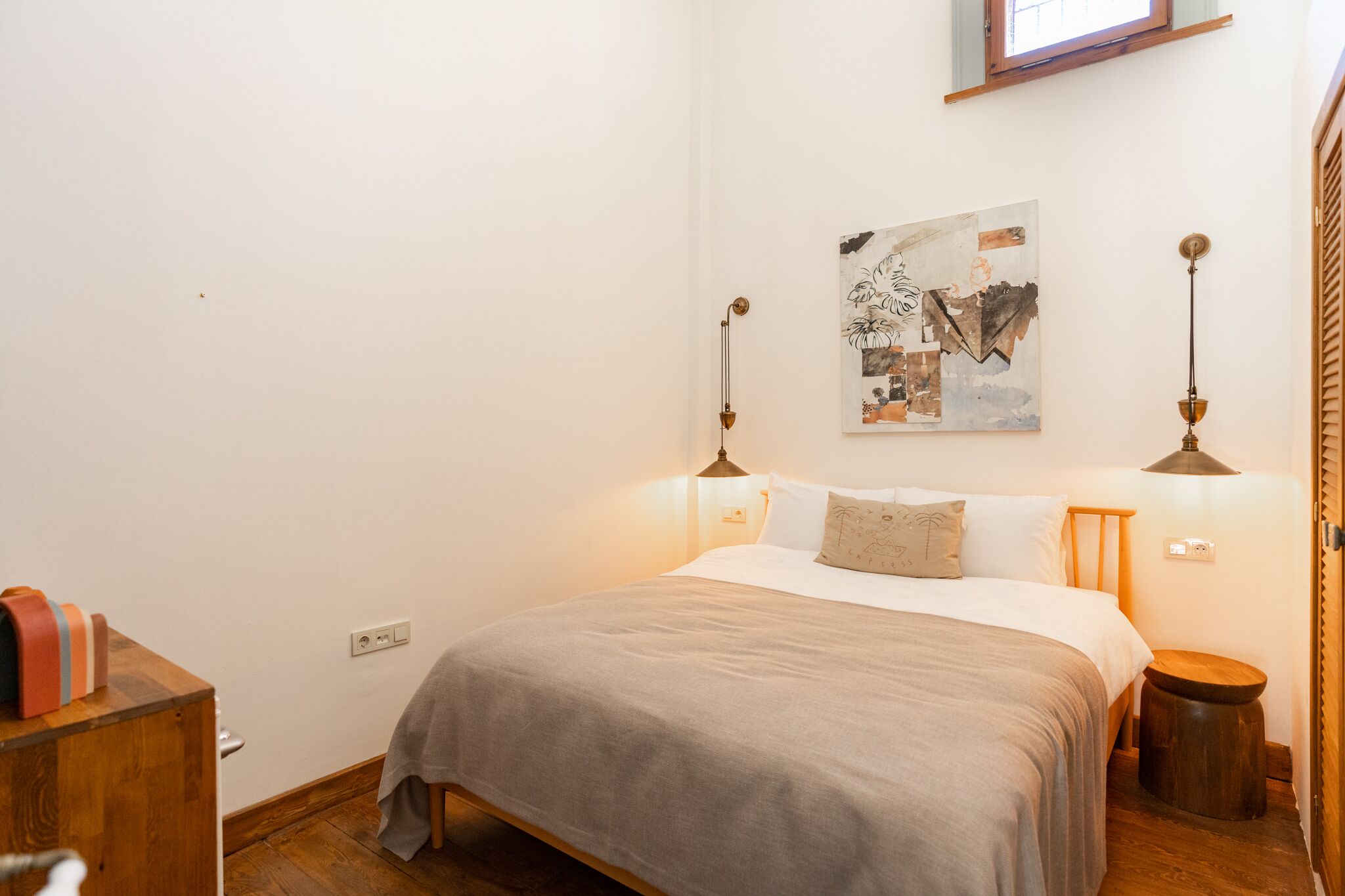 standard double room | individually decorated, free wifi, bed sheets