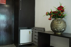 Deluxe Room | Down duvets, desk, free WiFi, bed sheets