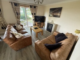 Cottage | Living area