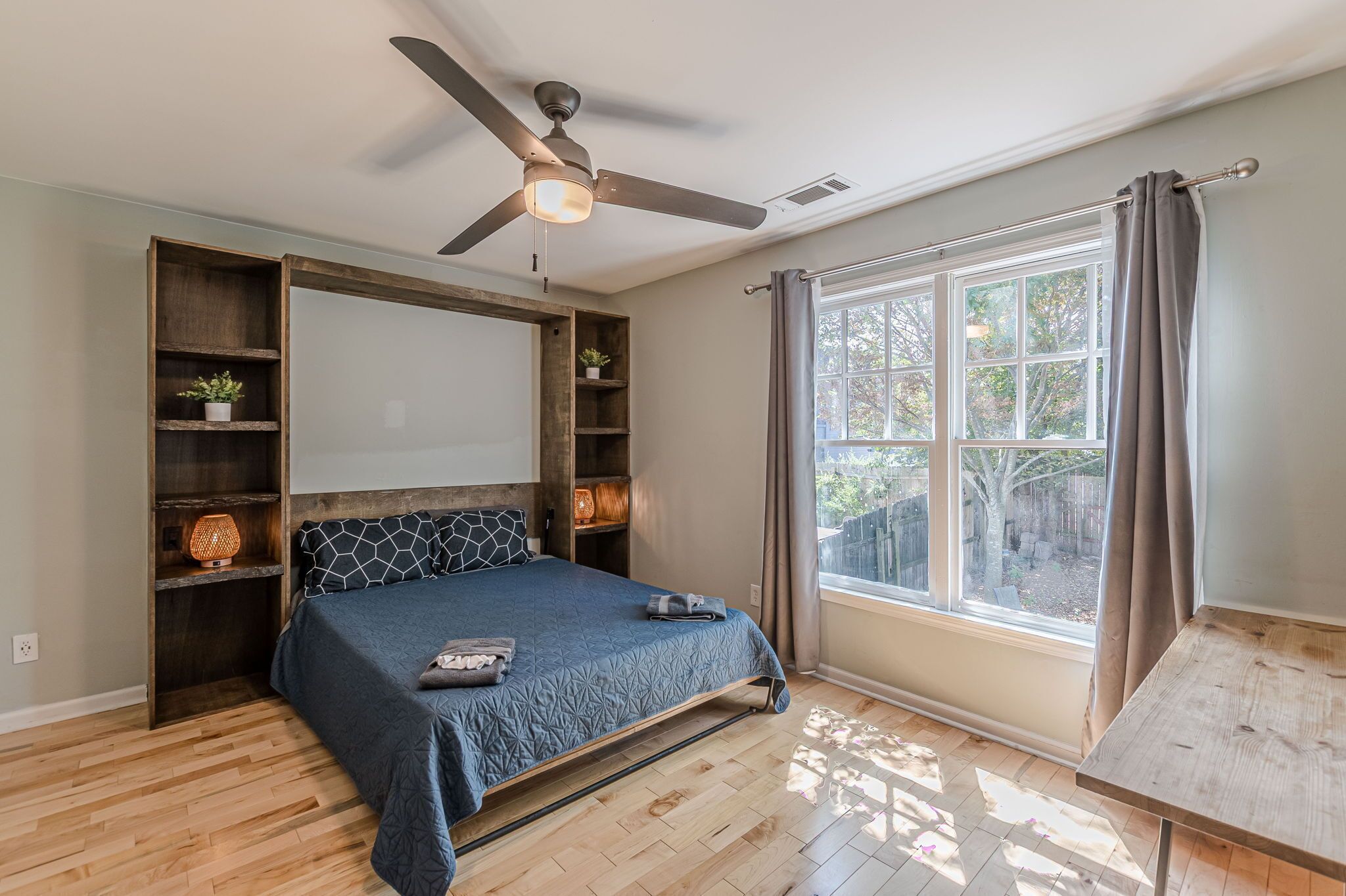 3 chambres, bureau, fer et planche à repasser, Wi-Fi gratuit