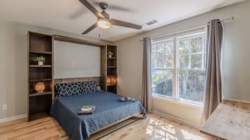 3 chambres, bureau, fer et planche à repasser, Wi-Fi gratuit