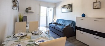 Becs Beach 500m away - Apartment for 4