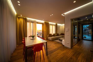 Luxury Villa, 2 Bedrooms | Living area