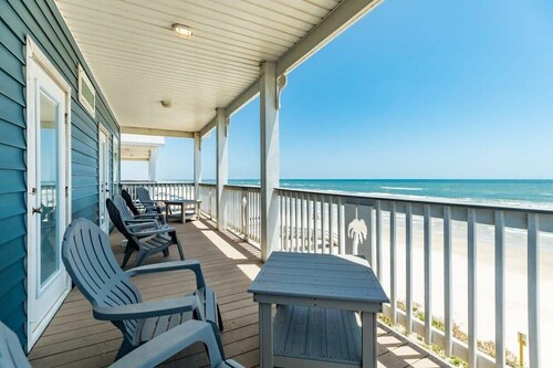 Salty Sunrise - Seaside Luxury Right on the Beach!