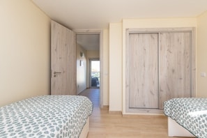 3 habitaciones, tabla de planchar con plancha y wifi gratis 