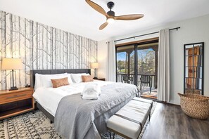 3 habitaciones, escritorio, tabla de planchar con plancha y wifi