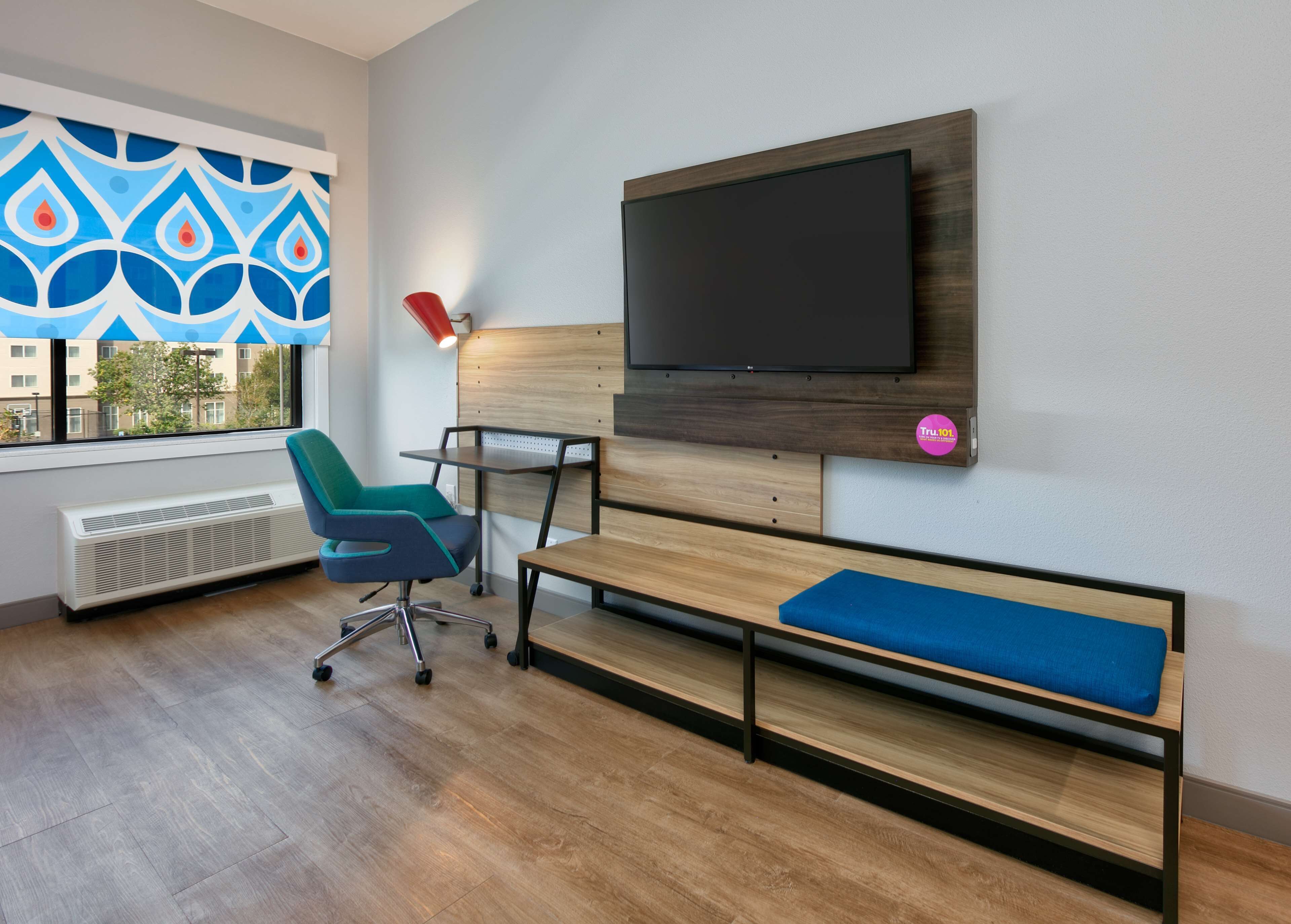 room, 2 queen beds, accessible, bathtub | desk, free wifi, bed sheets