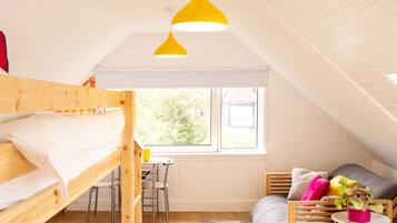 Egyptian cotton sheets, premium bedding, down comforters, pillowtop beds