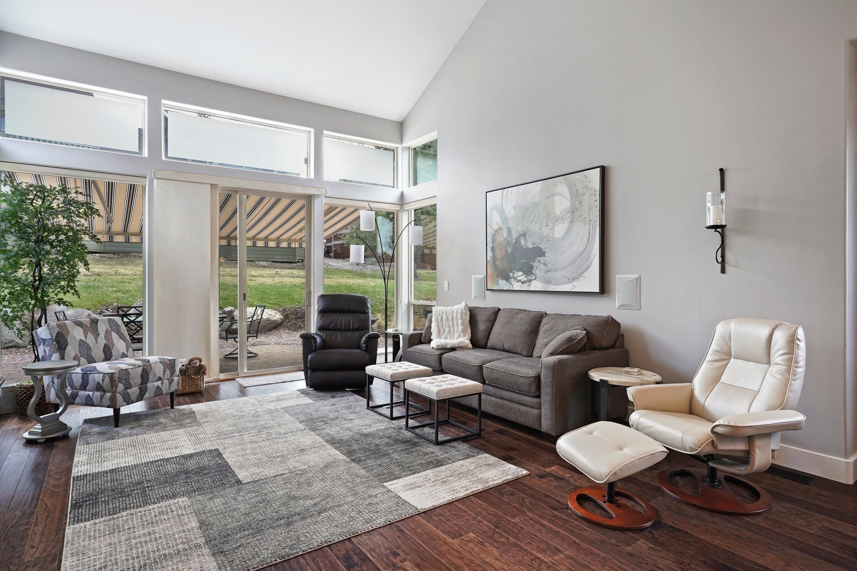 House, 2 Bedrooms | Living area