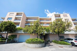 Family Apartment, Multiple Bedrooms, 2 Bathrooms, Mountainside (Casa monti belvedere) | Exterior