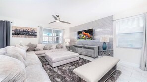 Smart TV, tavolo da calcetto