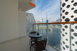Terrace/patio - Brand new Studio With Balcony in Business Bay (Dubai)