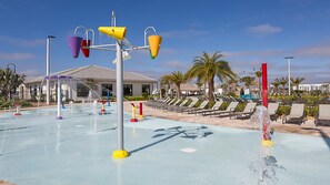 A heated pool, pool loungers - Last Minute Disney! Private Pool, Hot Tub, Game Room & Themed Bedrooms. Book Now! #56475 (Orlando)