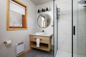 Hair dryer, towels - Le Loup - Rustic luxury cottage in North Hatley (North Hatley)