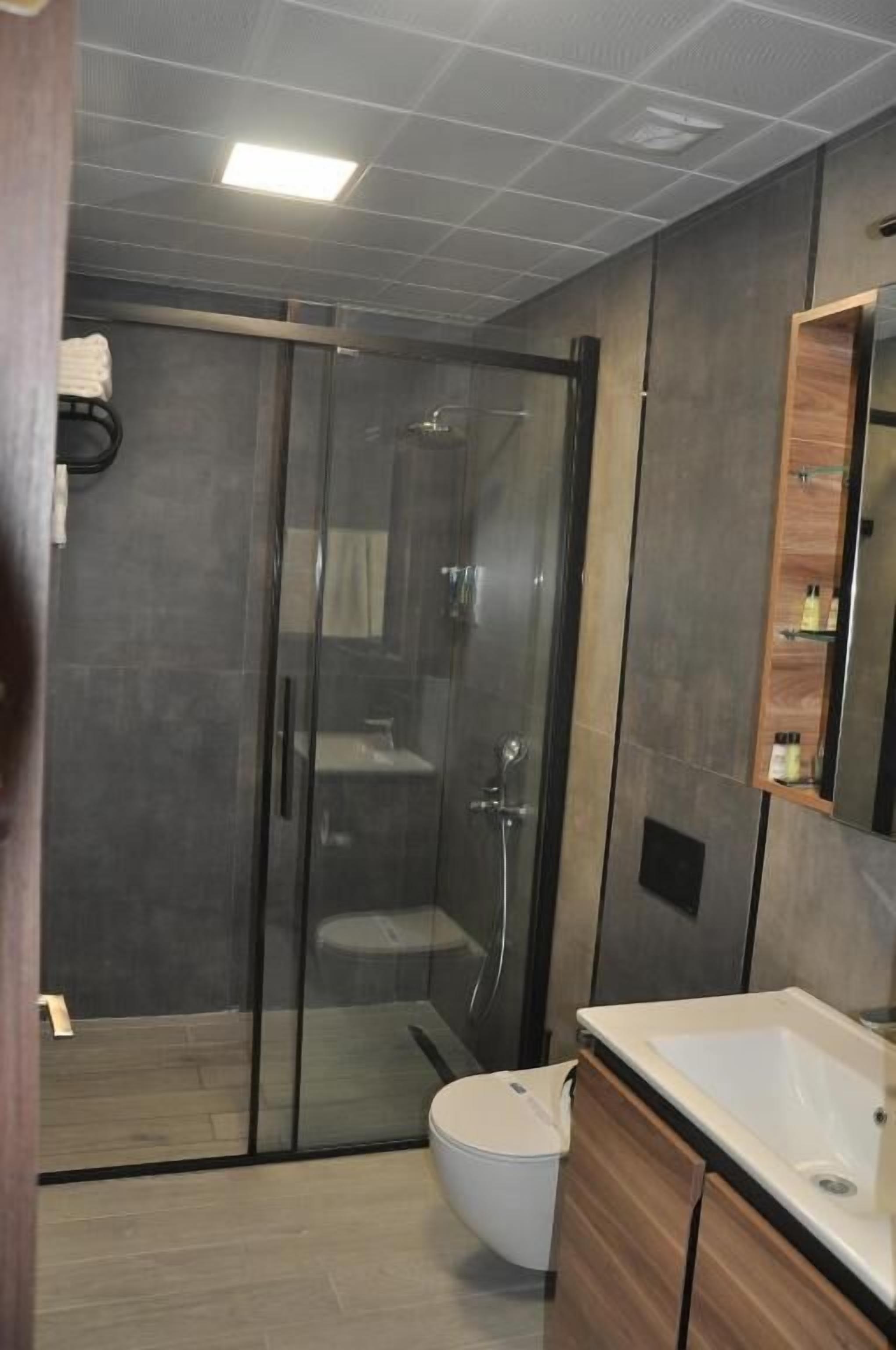 Foto - Golaz Suit Otel