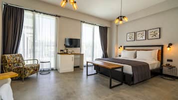 Luxury Double Room | Premium bedding, pillow-top beds, free minibar items, in-room safe
