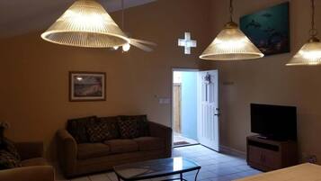 House, Multiple Beds, Patio, Garden View | Living area | TV