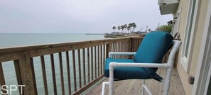 コンドミニアム ベッド (複数台) バルコニー オーシャンビュー | 施設の敷地