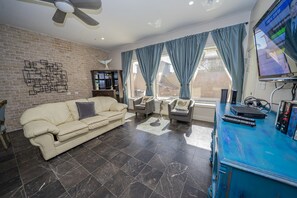 Condo, Multiple Beds, Private Pool, Pool View