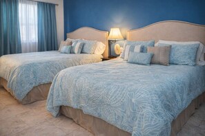 Condo, nhiều giường, bếp, quang cảnh hồ bơi | 1 phòng ngủ, truy cập Internet không dây miễn phí 