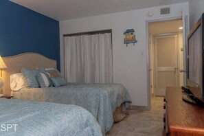 Condo, Multiple Beds, Kitchen, Pool View | 1 bedroom, free WiFi
